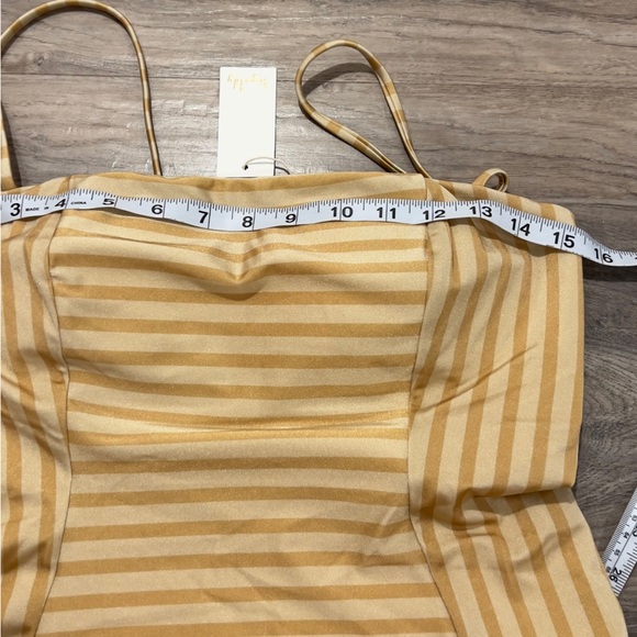 tigerlily verena sloane one piece swimsuit size L - Picture 13 of 15